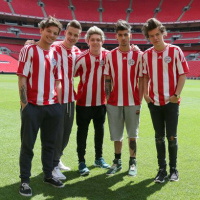 One Direction in Jerseys